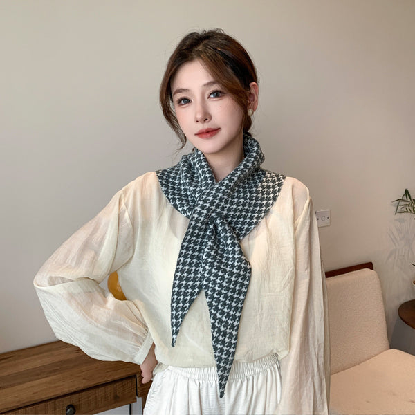 New double-sided piercing thousand bird grid triangle scarf with silk scarf on the outside small shawl women print autumn and winter versatile fake
